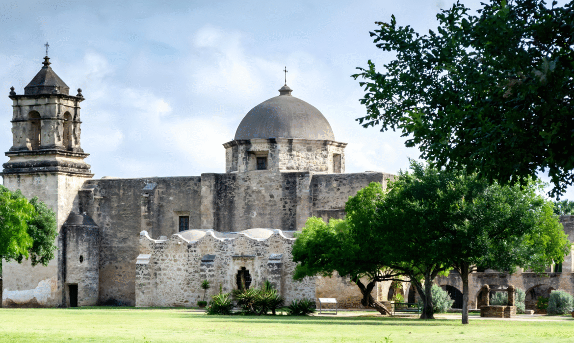 Taylor Apartment Locator - San Antonio
